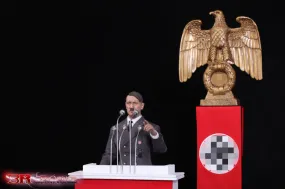 DID/3R - Adolf Hitler 1889-1945 Ver A - 1:6 Action Doll (GM640)   Bonus Head