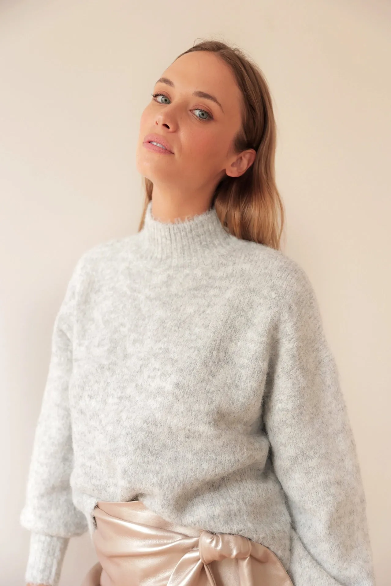 Martina Mockneck Crop Sweater | Heather Grey